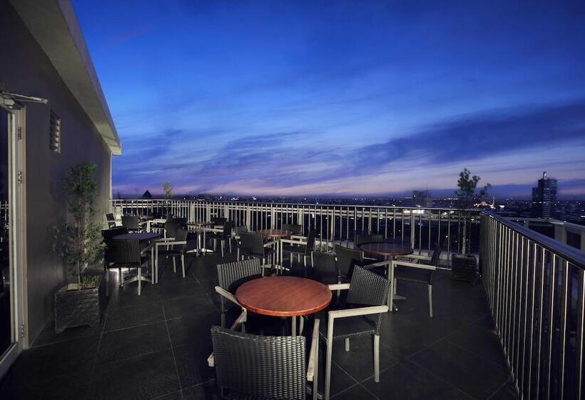 Aston Makassar Hotel & Convention Center