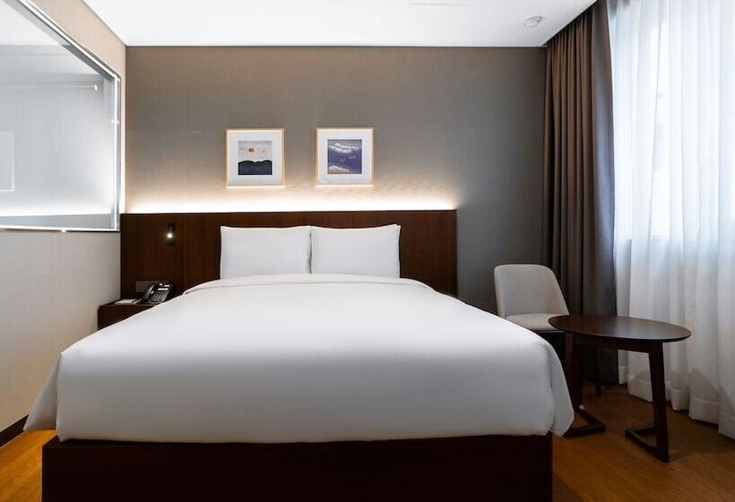 The Prima Hotel Jongno