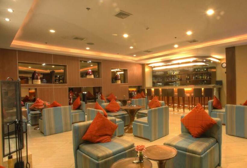 فندق Azalea Residences Baguio