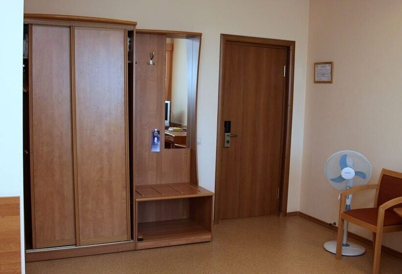 ホテル Berison Hudyakova