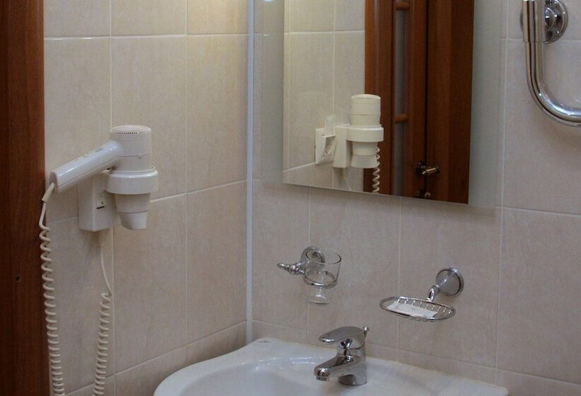 ホテル Berison Hudyakova