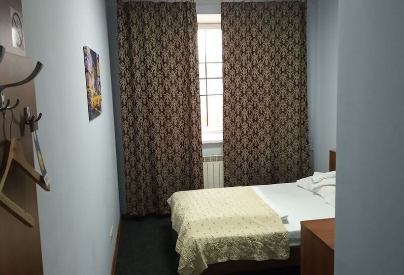 ホテル Berison Hudyakova