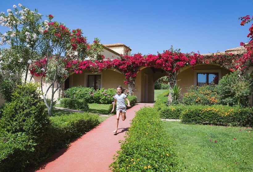 בית מלון כפרי Cala Luas Resort