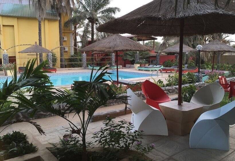 هتل Calabash Apartment