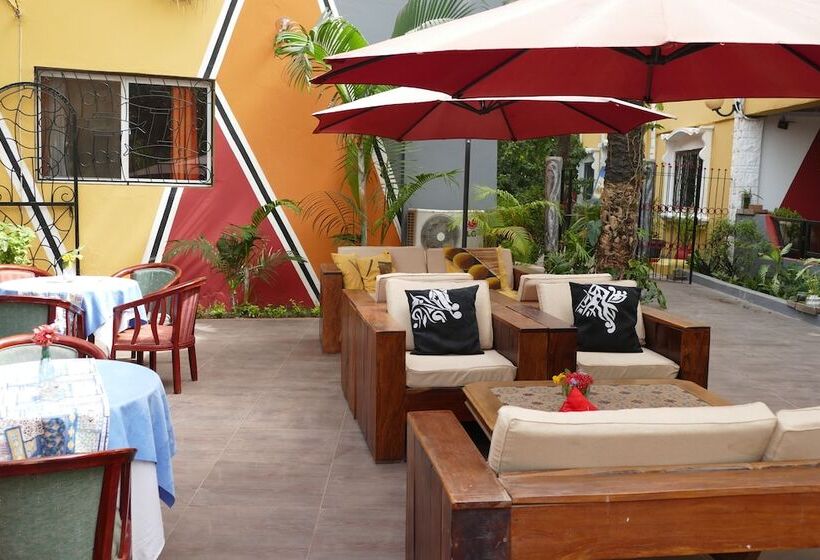 هتل Calabash Apartment