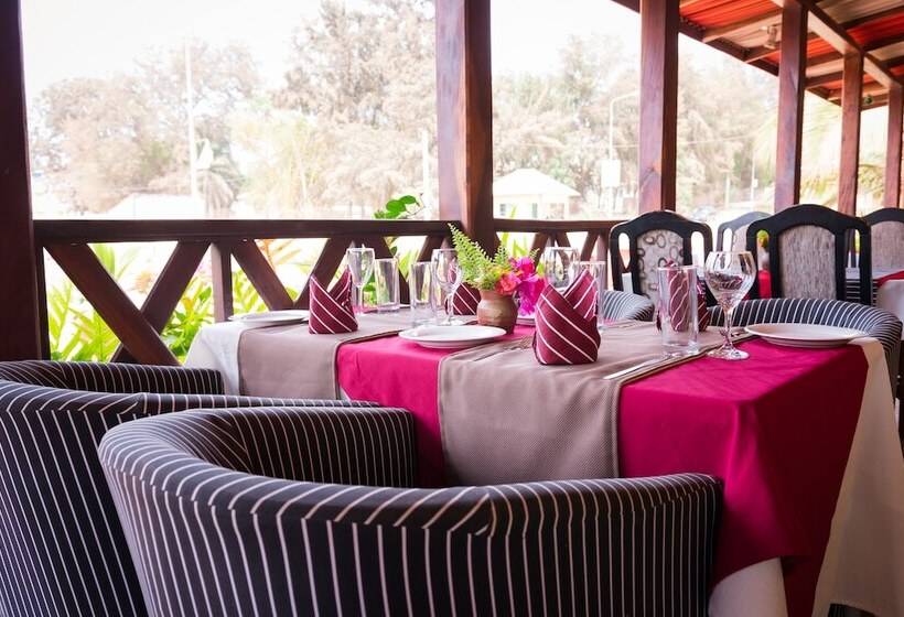 هتل Calabash Apartment