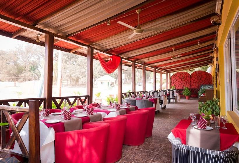 هتل Calabash Apartment