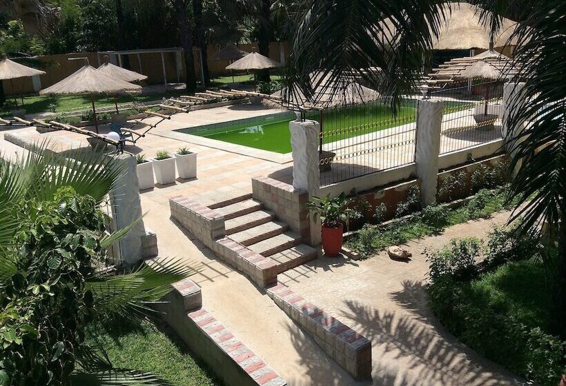 هتل Calabash Apartment