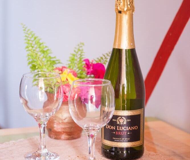 هتل Calabash Apartment