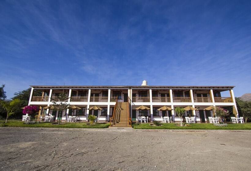 هتل Casa Hacienda Nasca Oasis