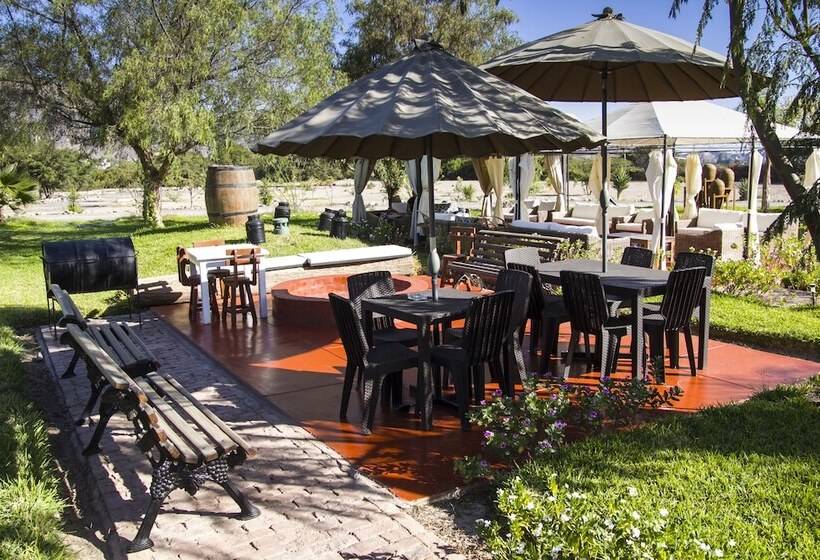 هتل Casa Hacienda Nasca Oasis