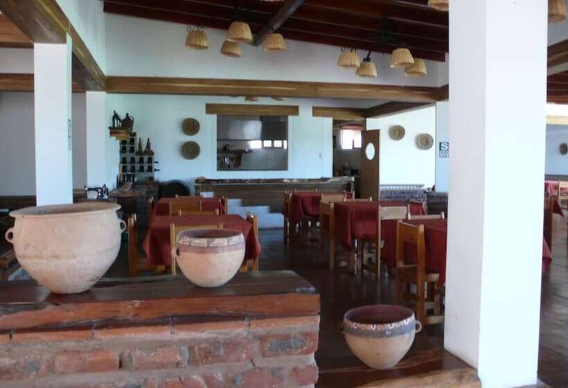 هتل Casa Hacienda Nasca Oasis