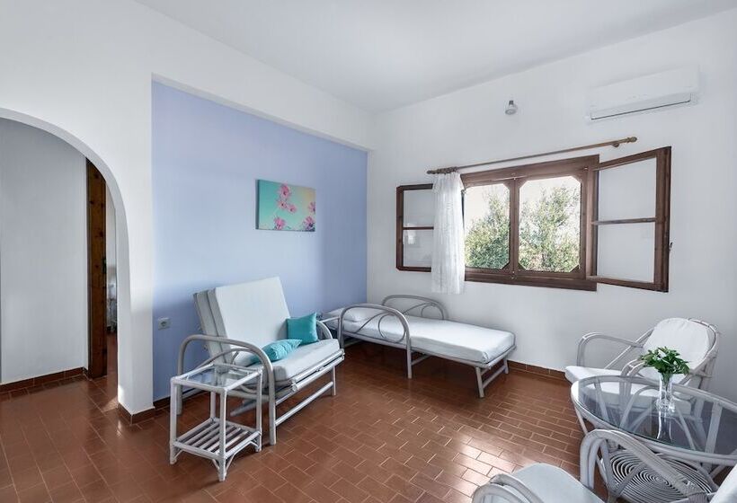 בית מלון כפרי Cavo Grosso