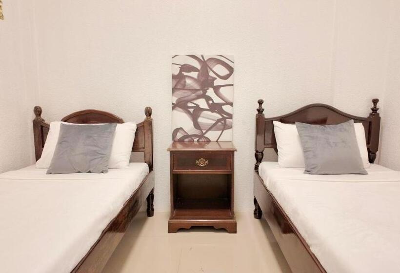 호텔 Cecilia S Inn