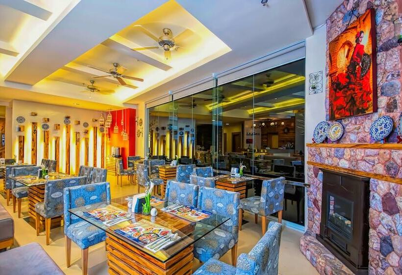 בית מלון כפרי Chalet Baguio