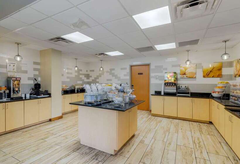 فندق Comfort Suites Stockbridge Atlanta South