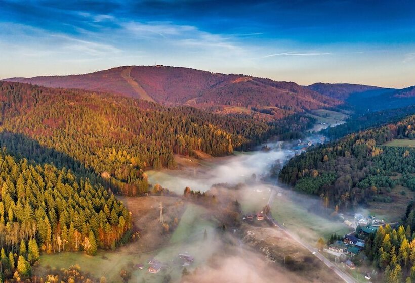 هتل Czarny Potok Resort Spa & Conference