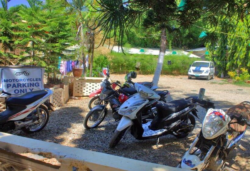 هتل Deep Forest Garden