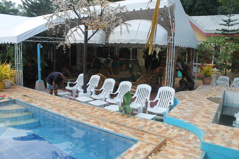 هتل Deep Forest Garden