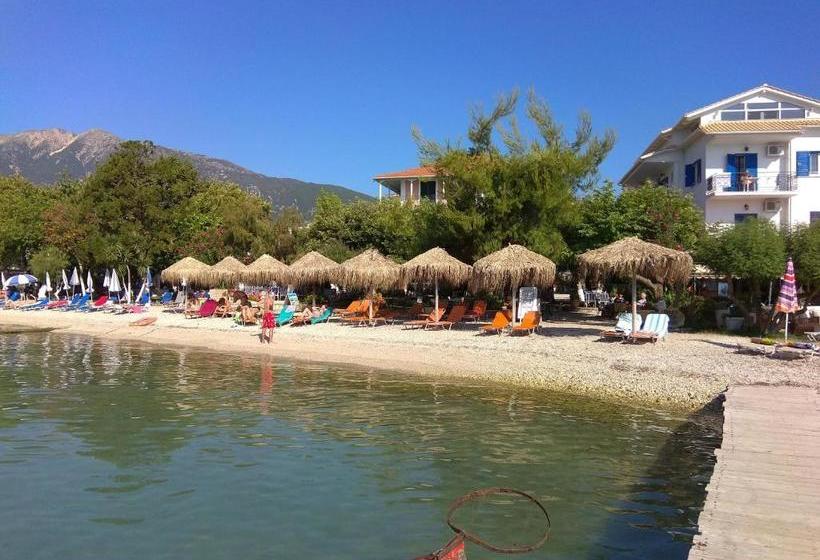 בית מלון כפרי Delfini