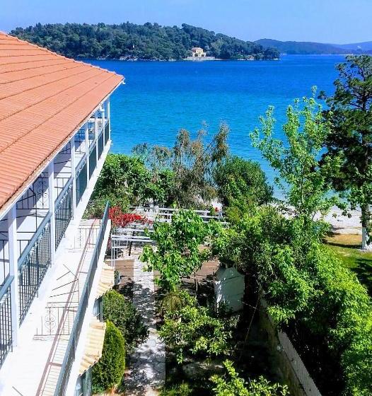 בית מלון כפרי Delfini