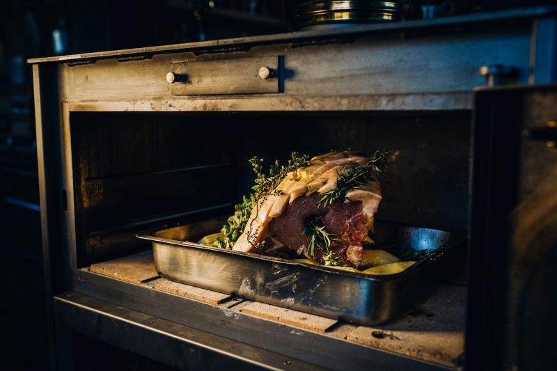 בית מלון כפרי Delina Mountain Resort