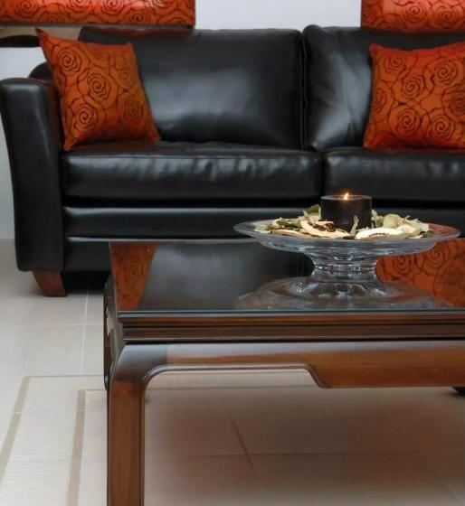 בית מלון כפרי Delina Mountain Resort