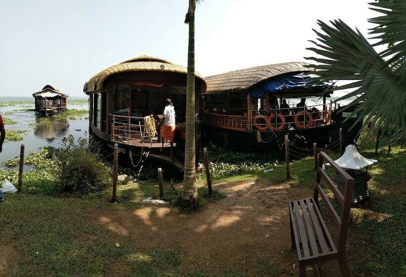 호텔 Deshadan Backwater Resort The Best Sunrise View