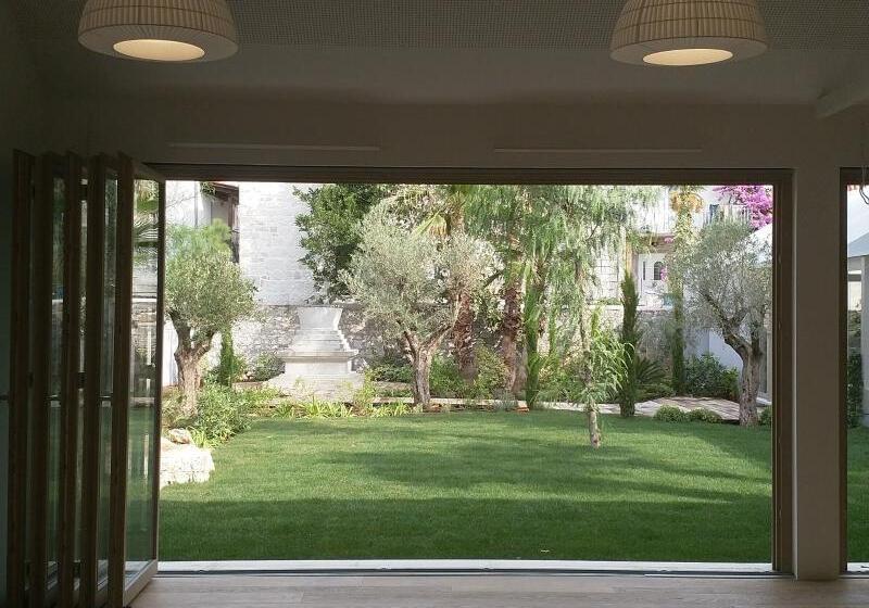 هتل Divota Apartment