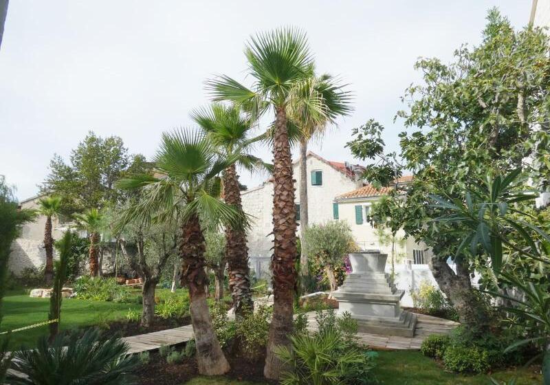 هتل Divota Apartment