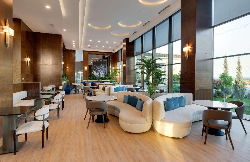 Doubletree By Hilton Hotel Van