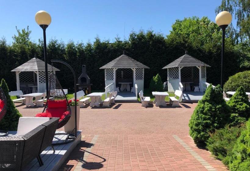 هتل Gdańsk Dworek Banino