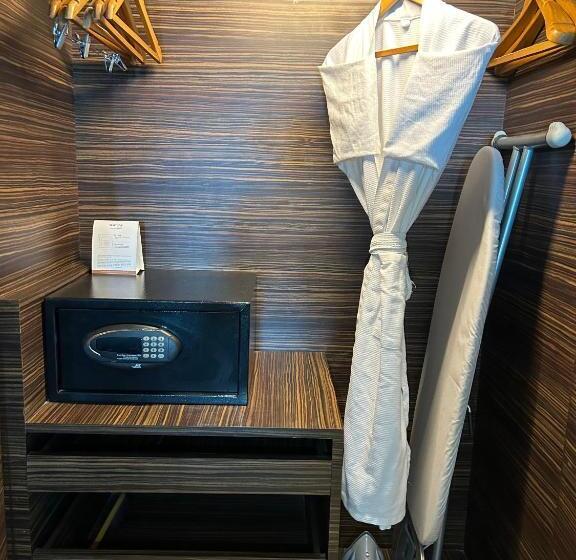 Fortune Select Sg Highway, Ahmedabad Member Itc S Hotel Group