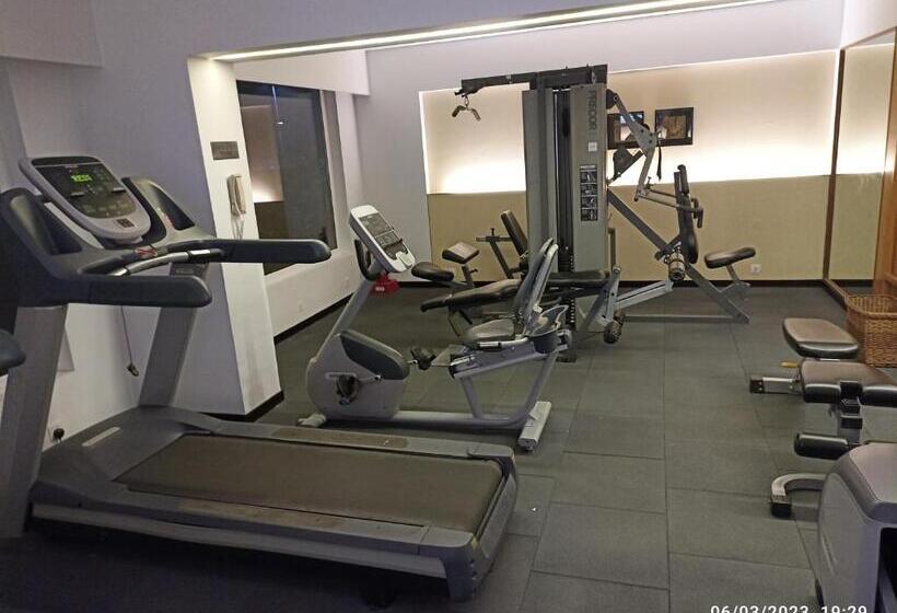 Fortune Select Sg Highway, Ahmedabad Member Itc S Hotel Group