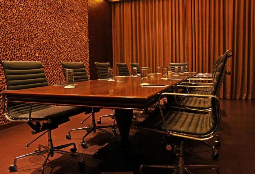 Fortune Select Sg Highway, Ahmedabad Member Itc S Hotel Group