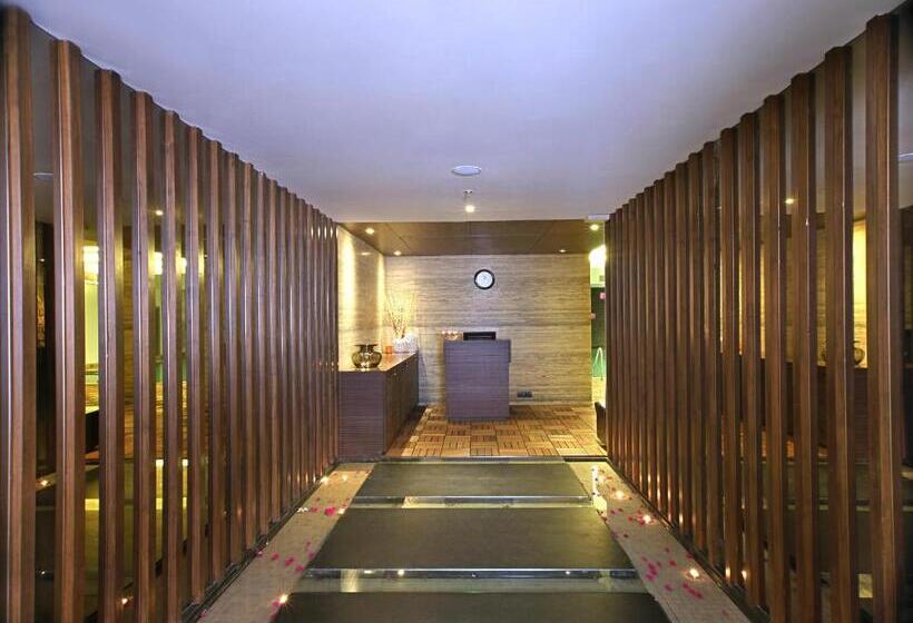 Fortune Select Sg Highway, Ahmedabad Member Itc S Hotel Group