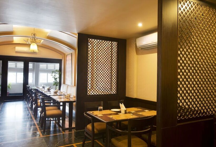 Ganga Lahari By Leisure Hotels