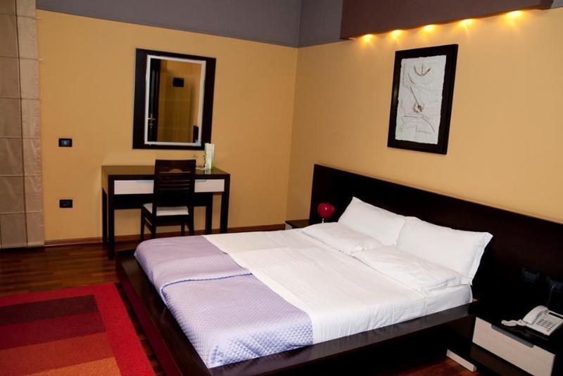 Green House Hotel & Restaurant