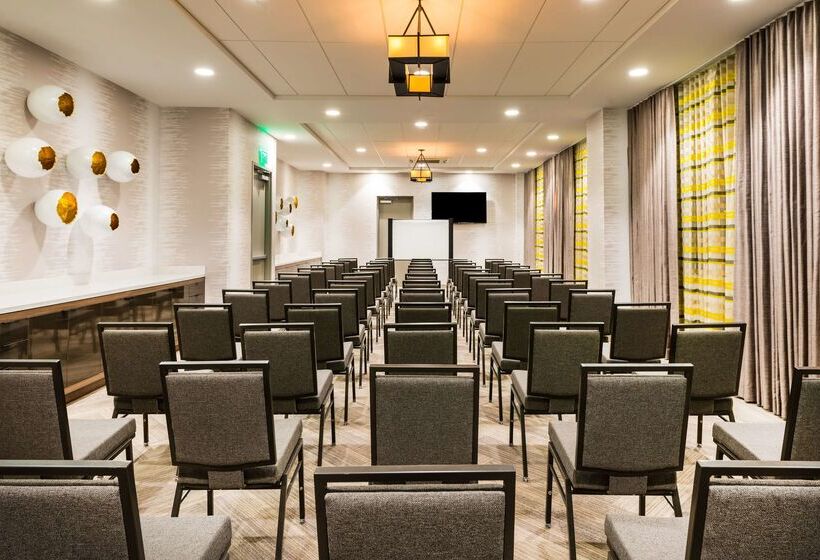 فندق Hampton Inn & Suites Miami Wynwood Design District