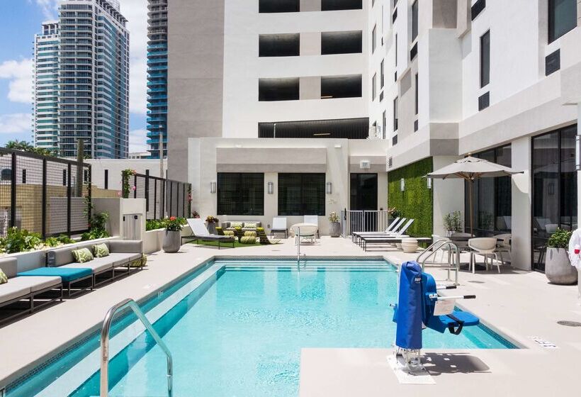 فندق Hampton Inn & Suites Miami Wynwood Design District