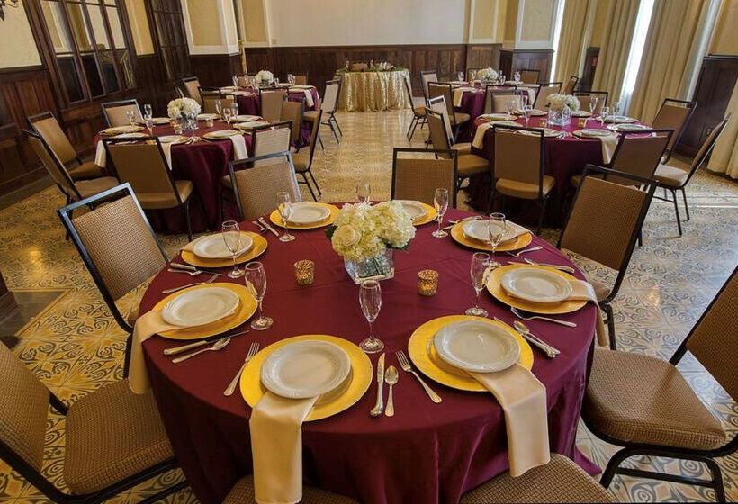 فندق Hampton Inn & Suites Bradenton Downtown Historic District