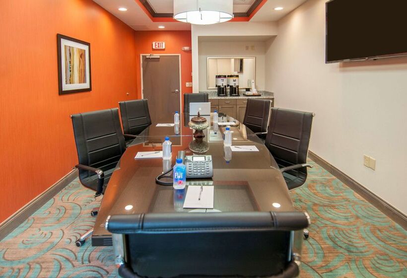 בית מלון כפרי Hampton Inn & Suites Pensacola/i10 Pine Forest Road