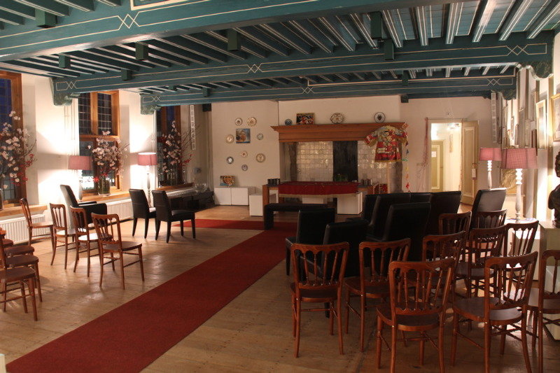 בית מלון כפרי Het Raedthuys Restaurant & Suites