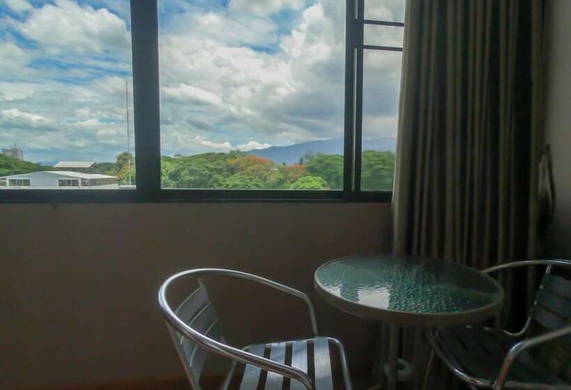 Отель Inspire House