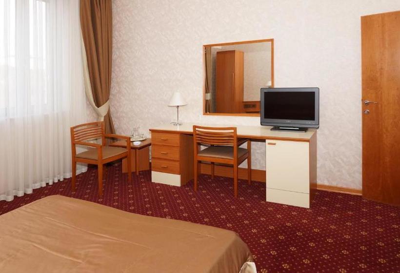 בית מלון כפרי Karavella