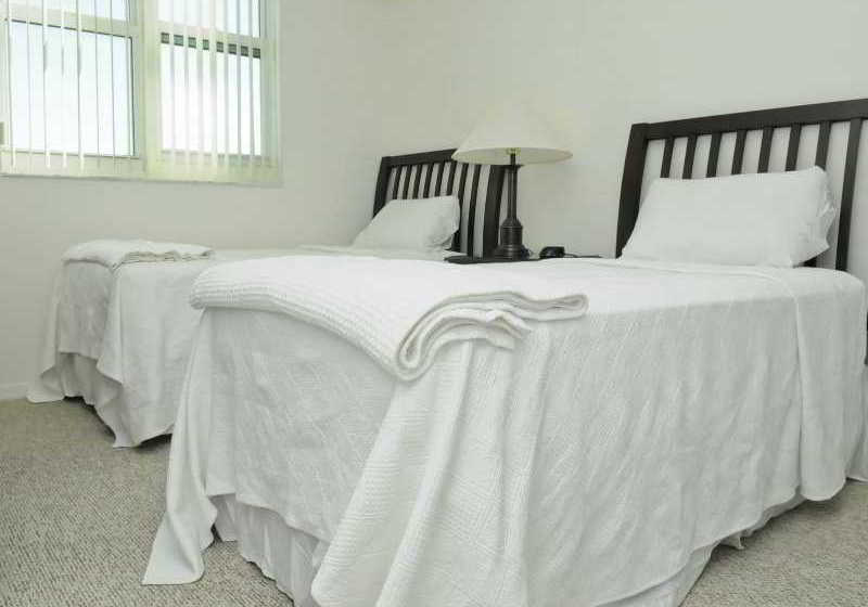 فندق Large 3 Bedroom Apartment In Sunny Isles