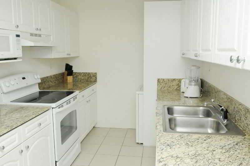 فندق Large 3 Bedroom Apartment In Sunny Isles