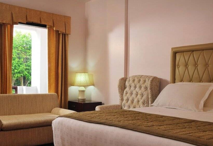 בית מלון כפרי Le Roi Corbett