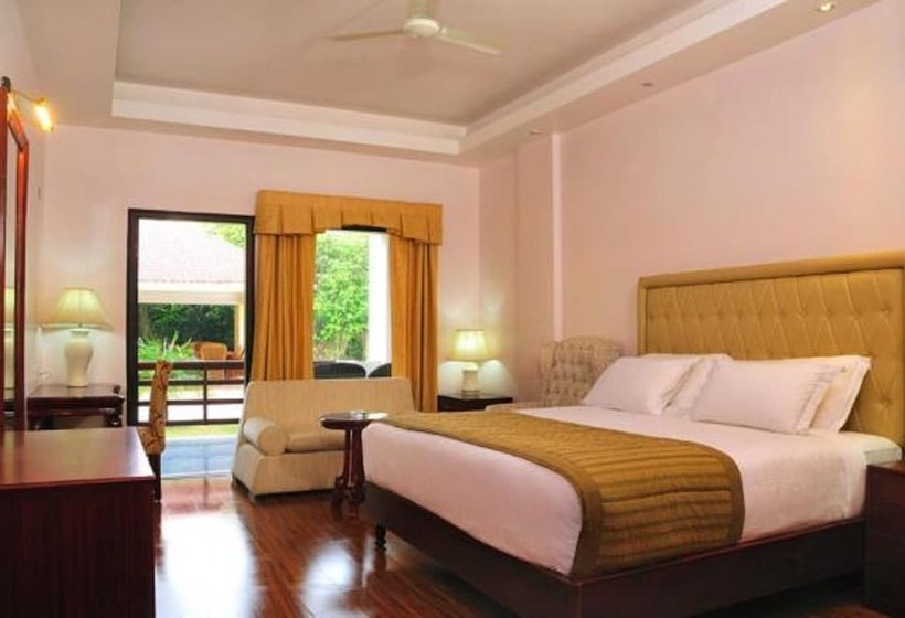 בית מלון כפרי Le Roi Corbett