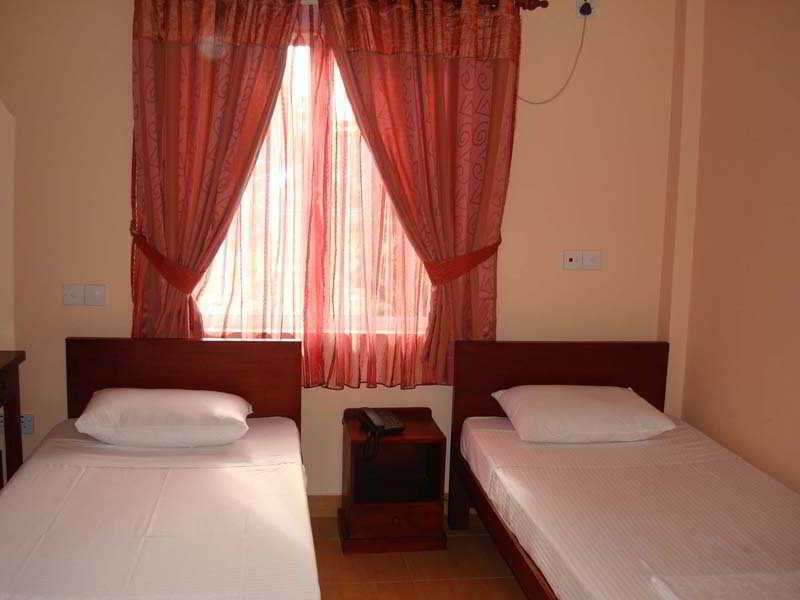 Отель Lux Etoils & Pool